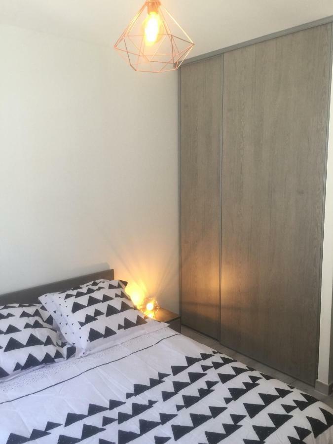 Appartement L'Islois Л'Іль-сюр-ла-Сорг Екстер'єр фото